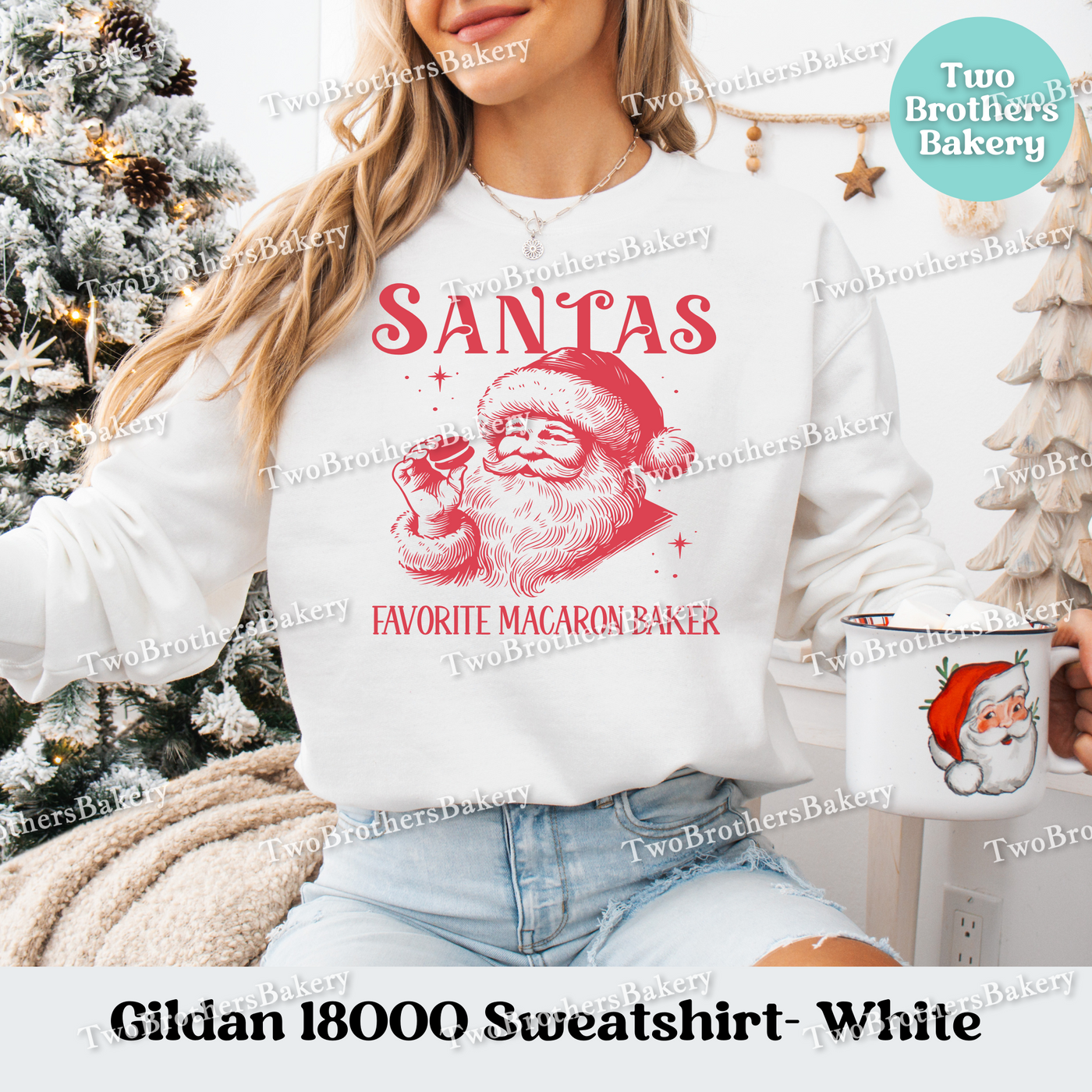 Santas Favorite Macaron Baker, Christmas Baking Sweatshirt, Santas Favorite Baker, Christmas Macarons, Xmas Baking, Holiday Baking Tee