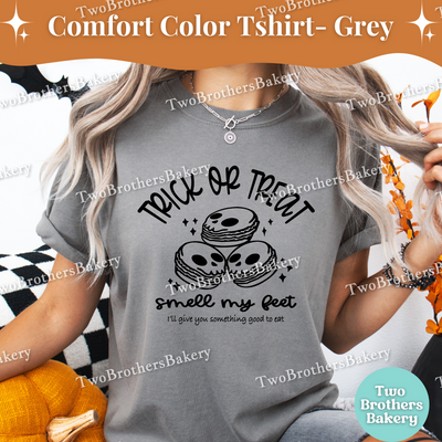 Trick or Treat Smell My Feet, Halloween Baking Tee, Skeleton Ghost Macarons, Spooky Cute Baking Tee, Halloween Macaron Shirt, Spooky Baker