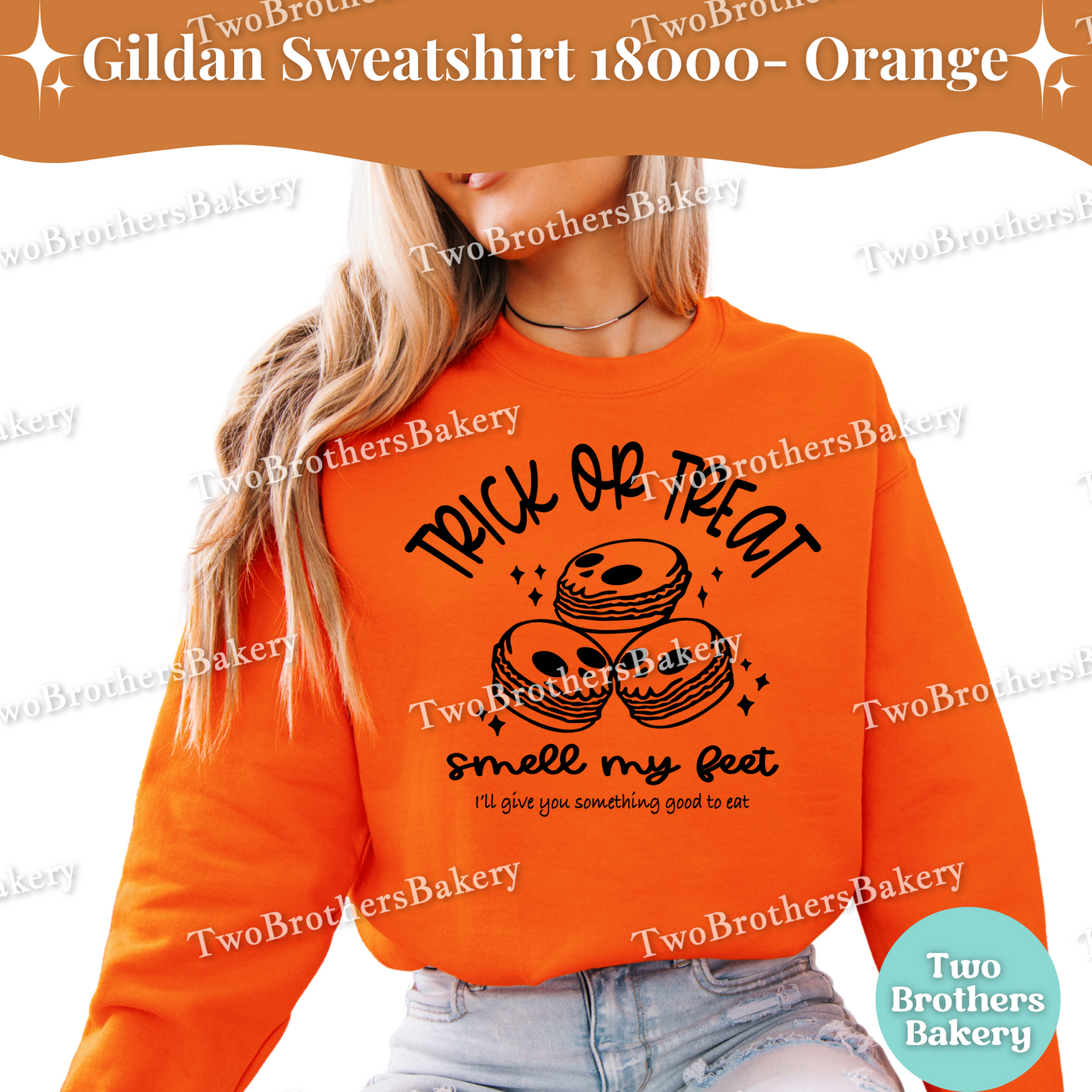 Trick or Treat Smell My Feet, Halloween Baking Sweatshirt, Macaron Lovers Pullover, Halloween Macaron Sweater, Spooky Baker, Macaron Puns