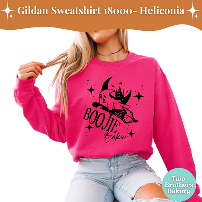 Boojie Baker Halloween Sweatshirt, Gildan Crewneck For Bakers, Fall Baking Shirt, Ghost Kitchen Sweatshirt, Spooky Season Bakery Top