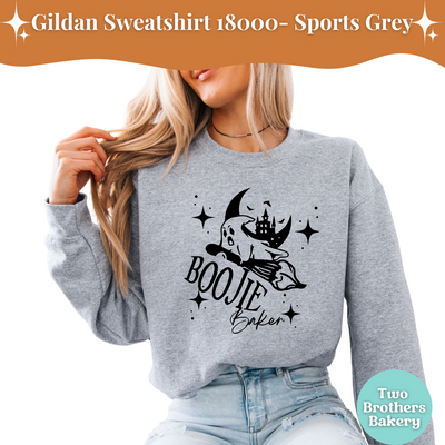 Boojie Baker Halloween Sweatshirt, Gildan Crewneck For Bakers, Fall Baking Shirt, Ghost Kitchen Sweatshirt, Spooky Season Bakery Top