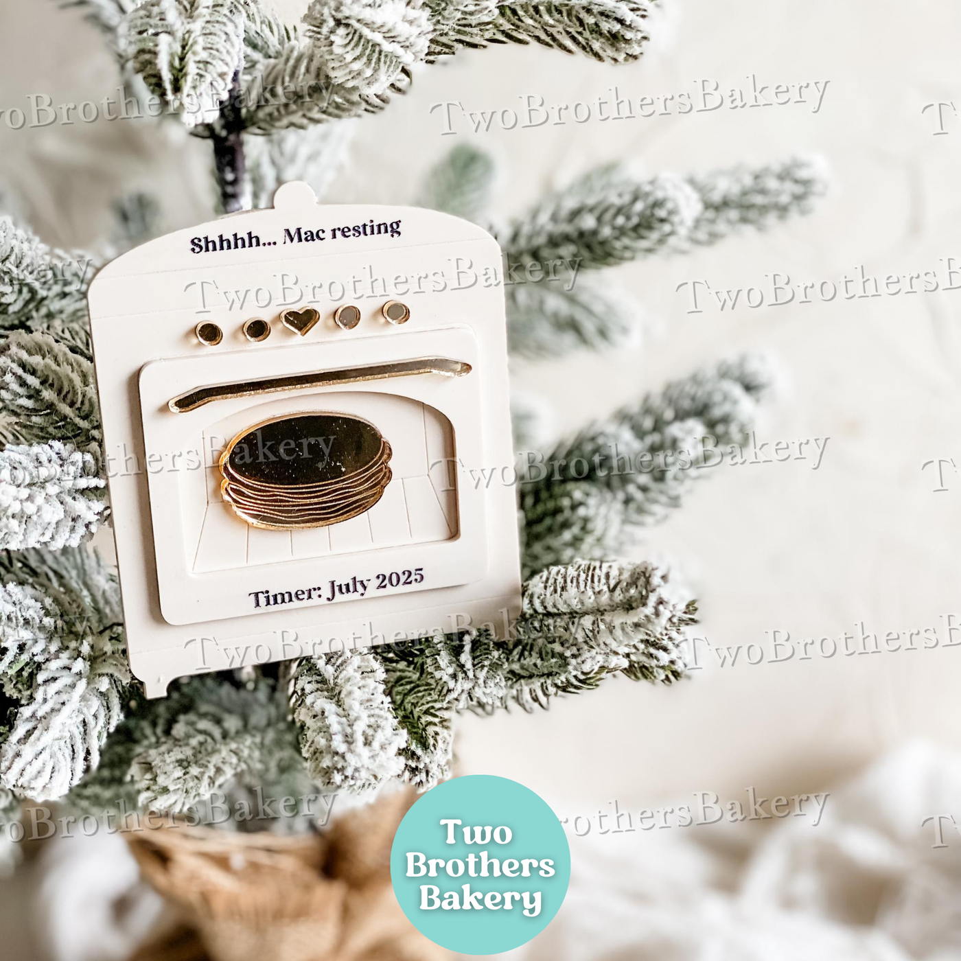 Pregnancy Ornament, Macaron Christmas Ornament for Expecting Bakers, Pregnancy Announcement