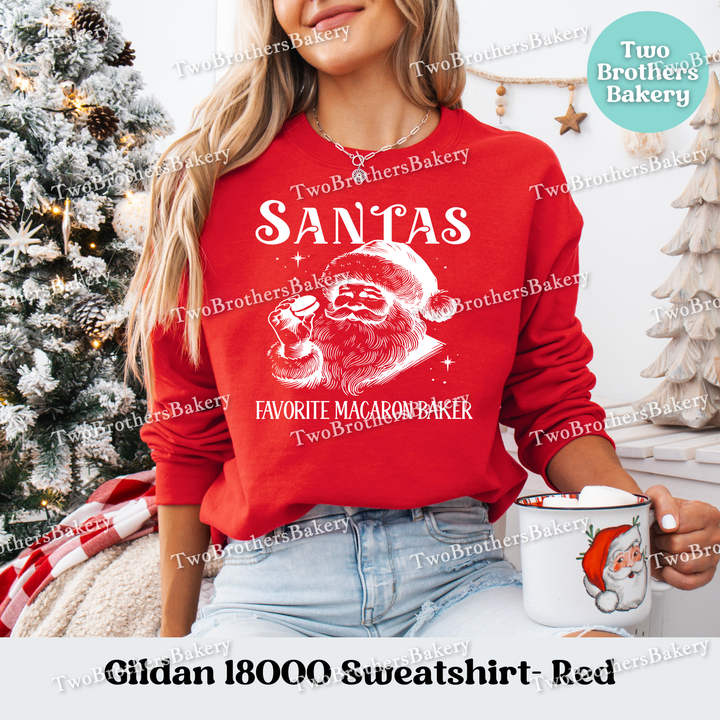 Santas Favorite Macaron Baker, Christmas Baking Sweatshirt, Santas Favorite Baker, Christmas Macarons, Xmas Baking, Holiday Baking Tee