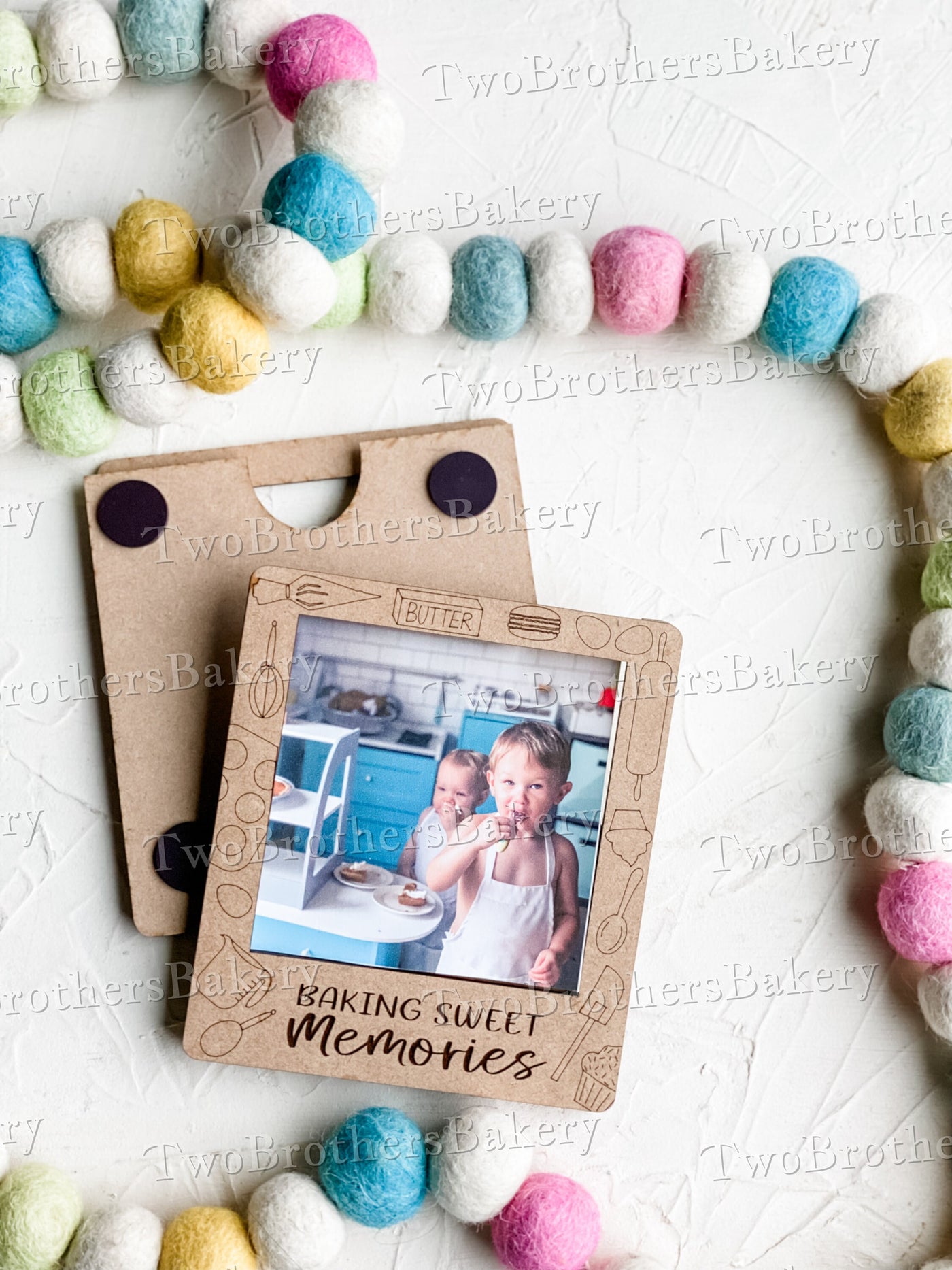 Baking Sweet Memories Magnetic Picture Frame